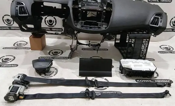 Ford Kuga II Airbag set with panel 2293134 CV44A042A01 1853494