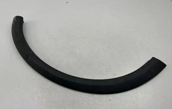 Volvo C30 Rear arch trim 30744044