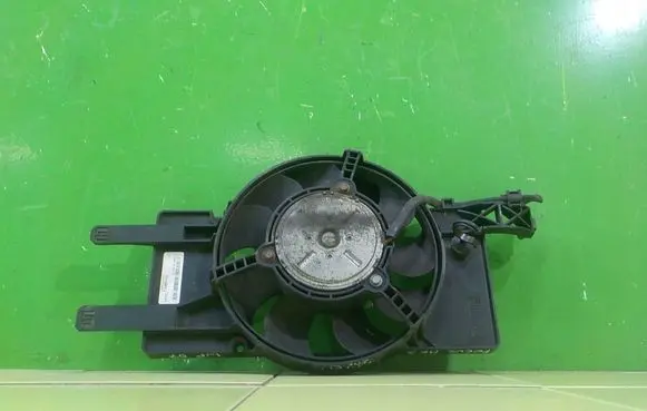Ford Focus Fan set BV618C607SC