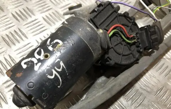Peugeot 206 Wiper motor 0390241359 964971