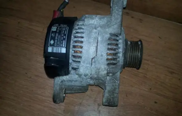 Nissan Micra Generator/alternator 231005f600