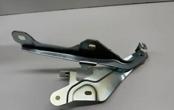 Ford Mustang VI Engine bonnet/hood hinges FR3Z16796A