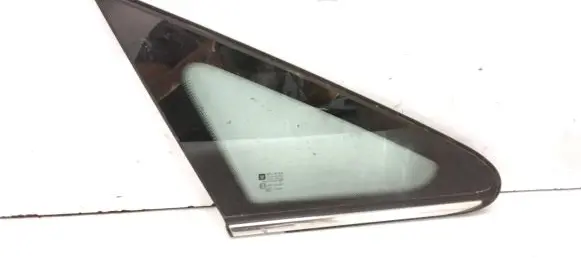Opel Zafira B Front triangle window/glass 43R007951 DOT24 AS2