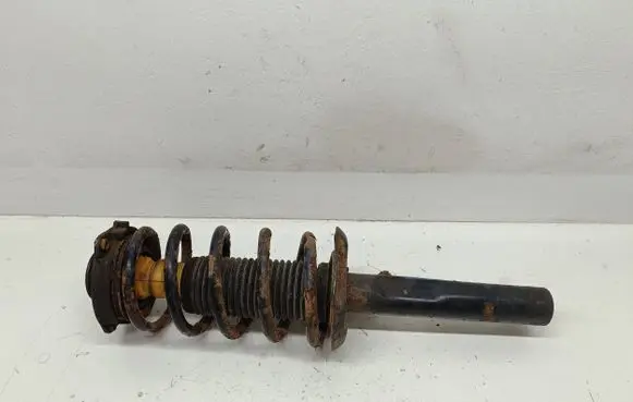 Volkswagen PASSAT CC Front shock absorber/damper 1K0412331B