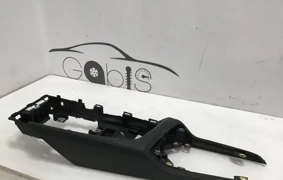 Other center console (tunnel) element