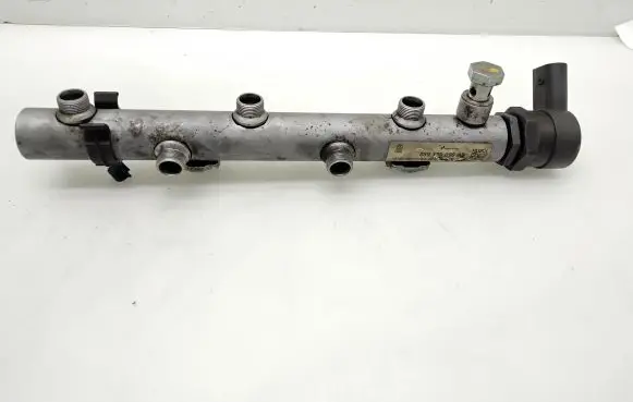 Volkswagen Touareg I Fuel main line pipe 059130090AB 057130764C 0281002785