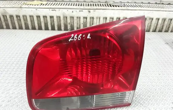 Volkswagen Touareg I Tailgate rear/tail lights 28268003