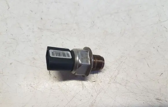 Fuel pressure sensor