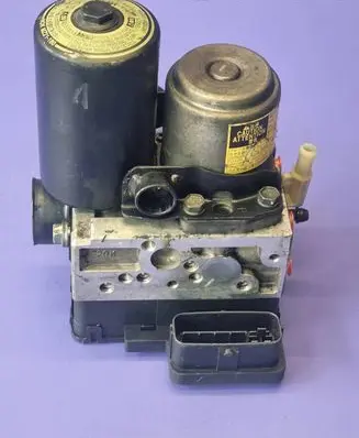 Lexus RX 450H ABS Pump 4451048060