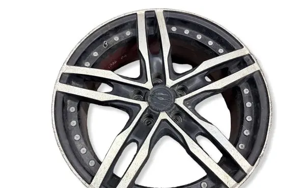 Toyota Prius (XW50) R18 alloy rim 