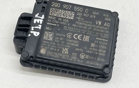 Volkswagen Jetta VII Distronic sensor radar 2Q0907550C 2Q0907819 A2078600506