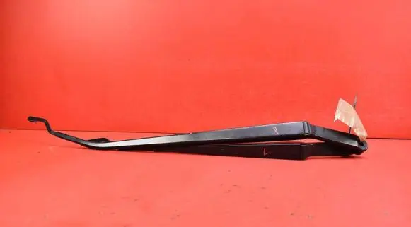 Fiat Sedici Front wiper blade arm