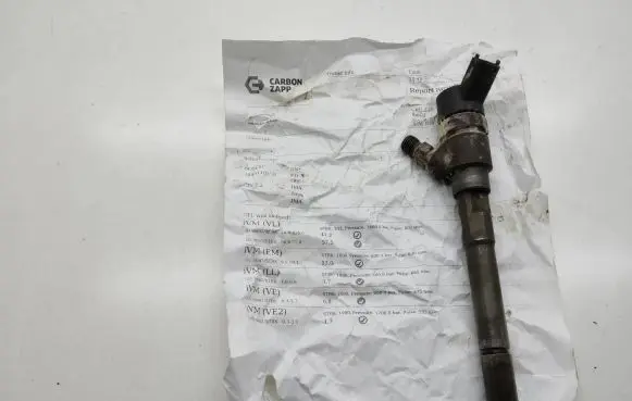 KIA Sportage Fuel injector 0445110258