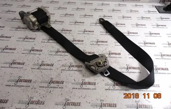 Toyota Corolla Verso E121 Front seatbelt 7K3420P