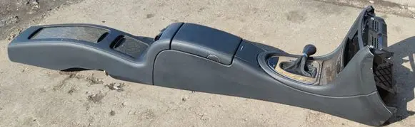 Mercedes-Benz CLS C219 Armrest A2196800050 A2115420426 A2118216958