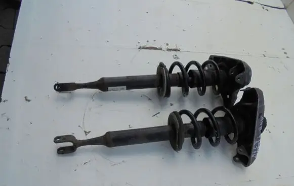 Front shock absorber with coil spring