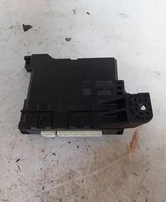 Toyota RAV 4 (XA40) Other control units/modules 8865042600 2774001322