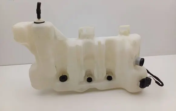 BMW 5 E39 Windshield washer fluid reservoir/tank 8364941A