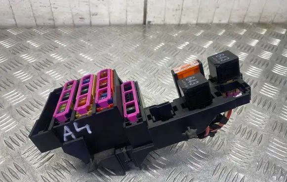 Audi A4 S4 B8 8K Fuse module 8K0971845A