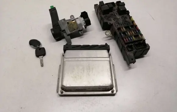 Volvo XC70 Engine ECU kit and lock set 08627455A 26SA0000 0261206826