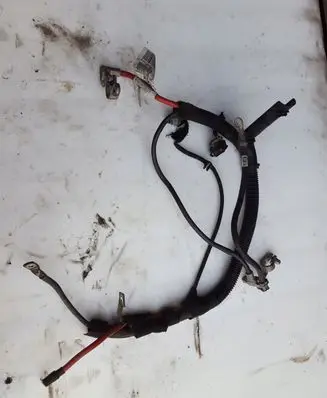Opel Corsa D Positive cable (battery) 55556100