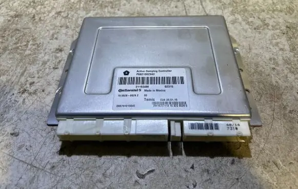 Dodge Challenger Suspension control unit/module P68210629AC 21193AM 15552800292