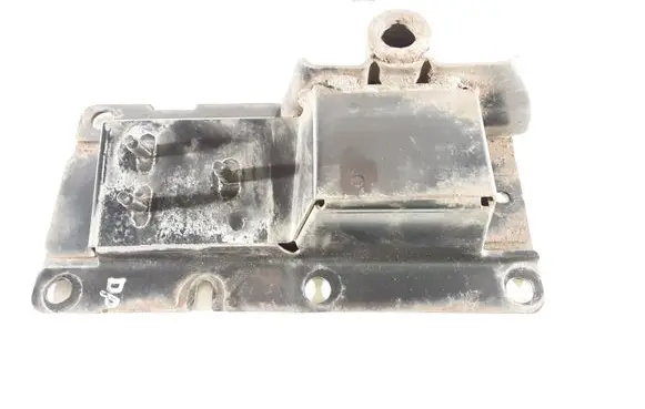 Nissan Murano Z50 Front bumper mounting bracket