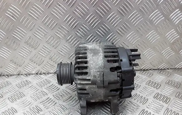 Skoda Octavia Mk1 (1U) Generator/alternator 06f903023c