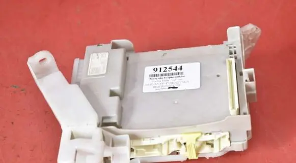 Toyota Prius (XW30) Fuse box set 82730-47450-A