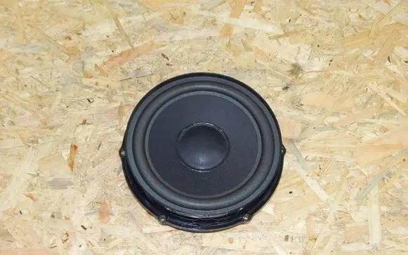 Volkswagen Multivan T5 Front door speaker 7E0035411A 4802