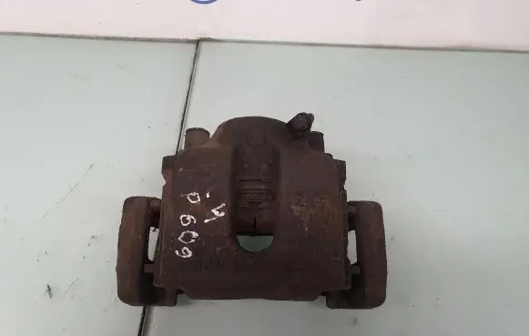 BMW Z4 E85 E86 Front brake caliper 6758114 34116758114