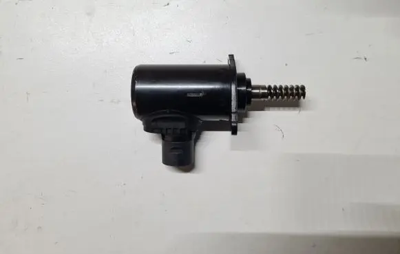 BMW 3 F30 F35 F31 Valve oil control 7631574 763157408