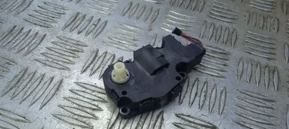 Mercedes-Benz CLS C218 AMG Air flap motor/actuator