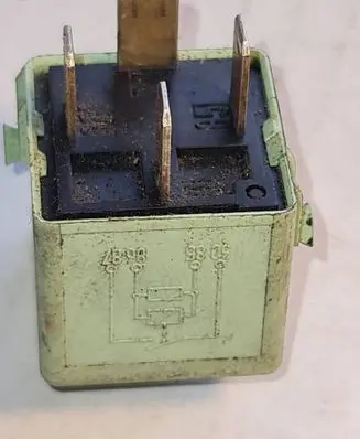 BMW 3 E36 Other relay V23134K59X222 6136 8366600