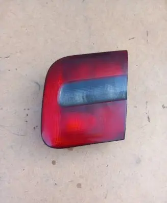 Volvo S70 V70 V70 XC Tailgate rear/tail lights 9151634 9157009