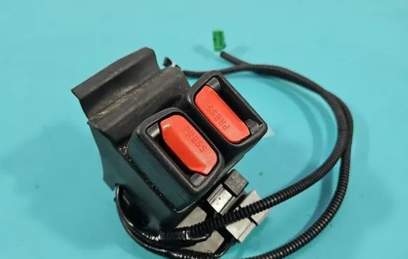 Toyota RAV 4 (XA50) Middle seatbelt (rear) IMPRK1532561