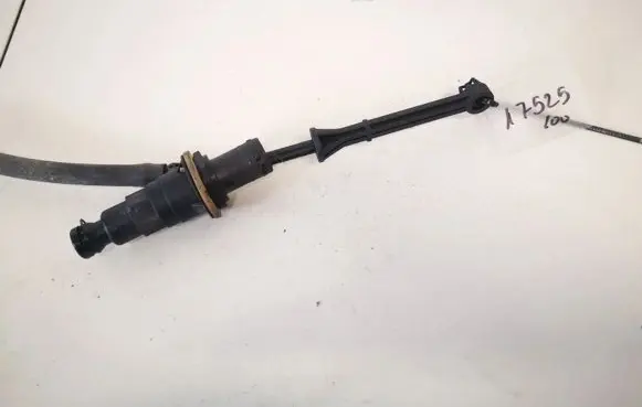 Clutch master cylinder