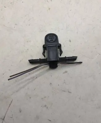 Mercedes-Benz E W212 Windshield washer spray nozzle 3T920