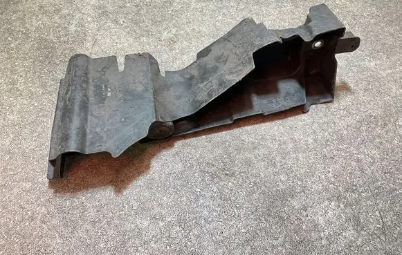 Mercedes-Benz Sprinter W906 Side radiator support slam panel A9068890131