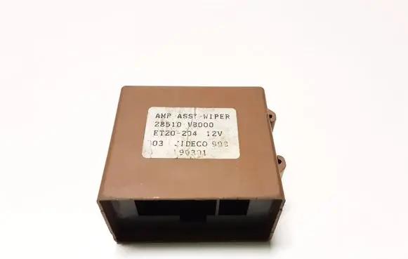 Nissan Patrol Y61 Window wiper relay 28510VB000 ET20204