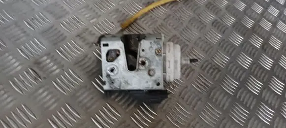 Audi A3 S3 8L Front door lock