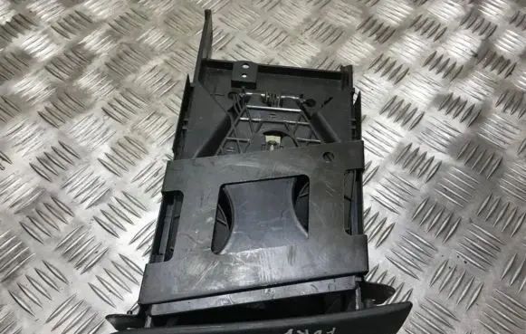 Ford Windstar Cup holder sp5466