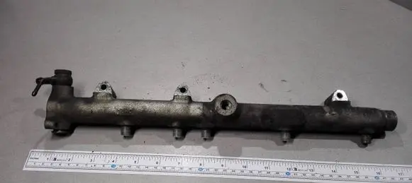 Hyundai Tucson JM Fuel main line pipe 3140027001 03995092 0445214075