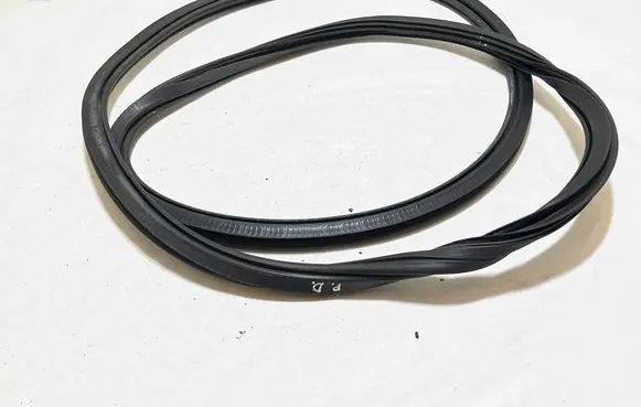 Audi A3 S3 8V Front door rubber seal
