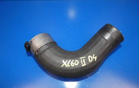 Volvo XC60 Intercooler hose/pipe