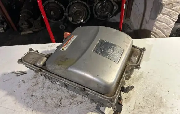 Toyota Prius (XW20) Voltage converter inverter G920047100 MJ28W066