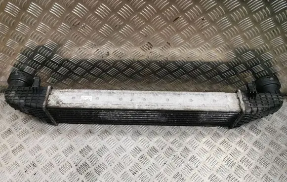 Mercedes-Benz E W211 Intercooler radiator 2115002602 A2115002602