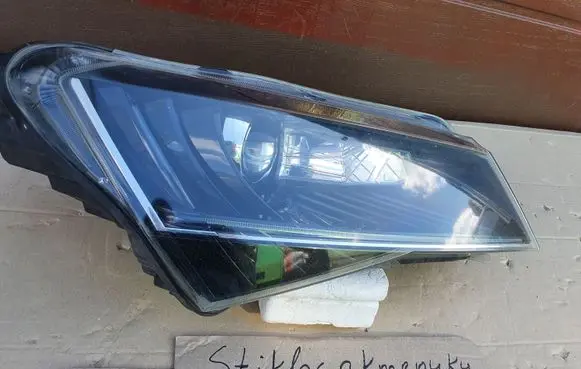 Skoda Superb B8 (3V) Headlight/headlamp 3V1941016A