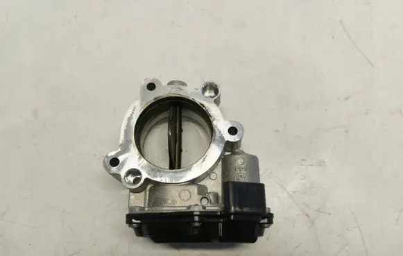 Volvo XC90 Throttle body valve 32223833