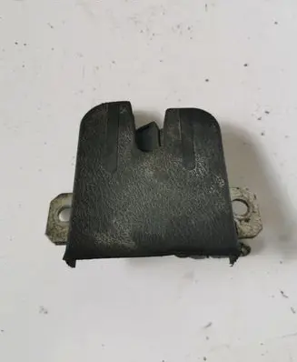 Volkswagen Polo IV 9N3 Tailgate/trunk/boot lock/catch/latch 6Q6827505